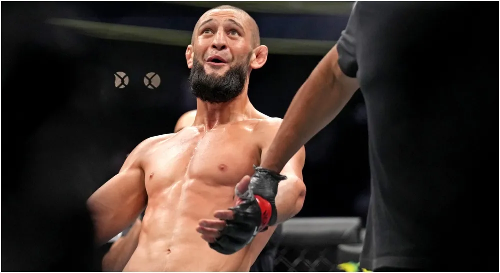 « La puissance la plus extraordinaire » - Khamzat Chimaev marque l’UFC