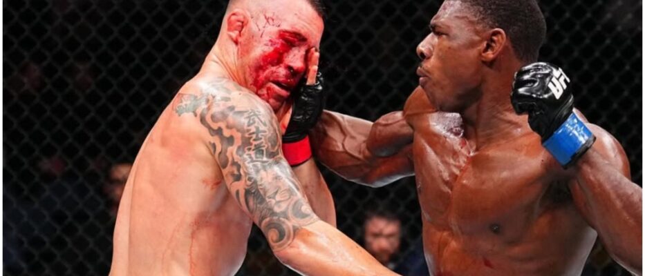 Joaquin Buckley Détruit Covington – Combat Arrêté par le Médecin